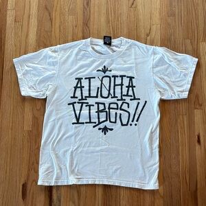 Stussy Kicks Aloha Vibes exclusive Tee - Small